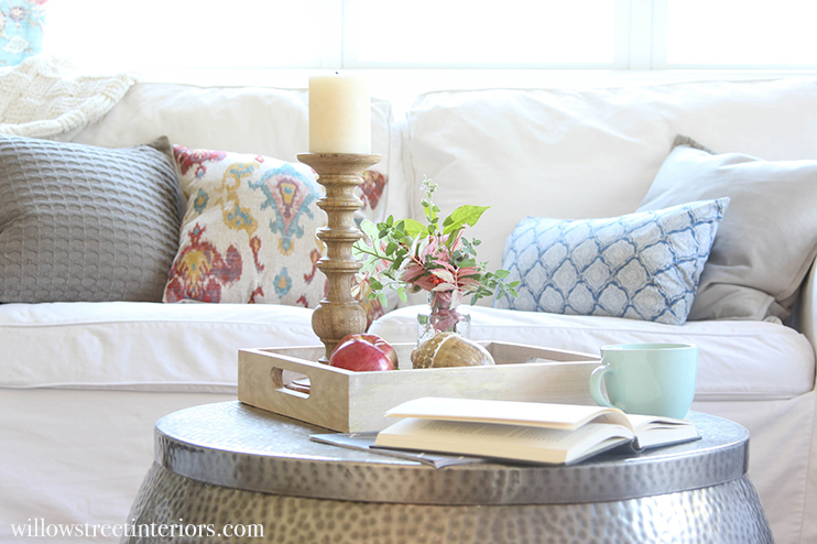 fall coffee table styling