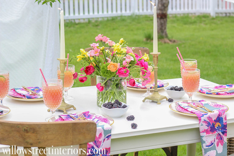 A Pretty Mother’s Day Tablescape