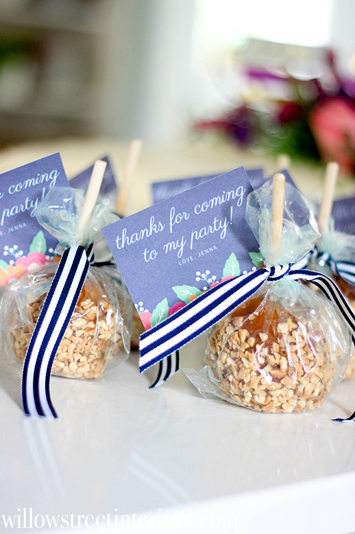 candy apple party favor idea for fall themed birthday