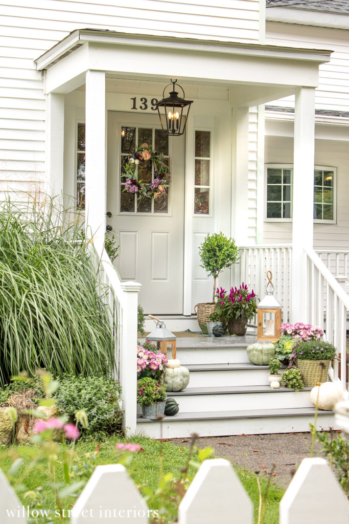 Fall Porch Decorating