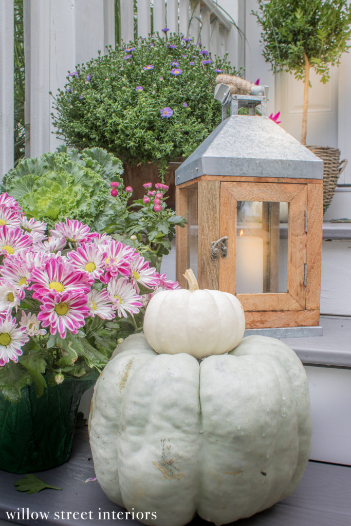 Fall Porch Decorating