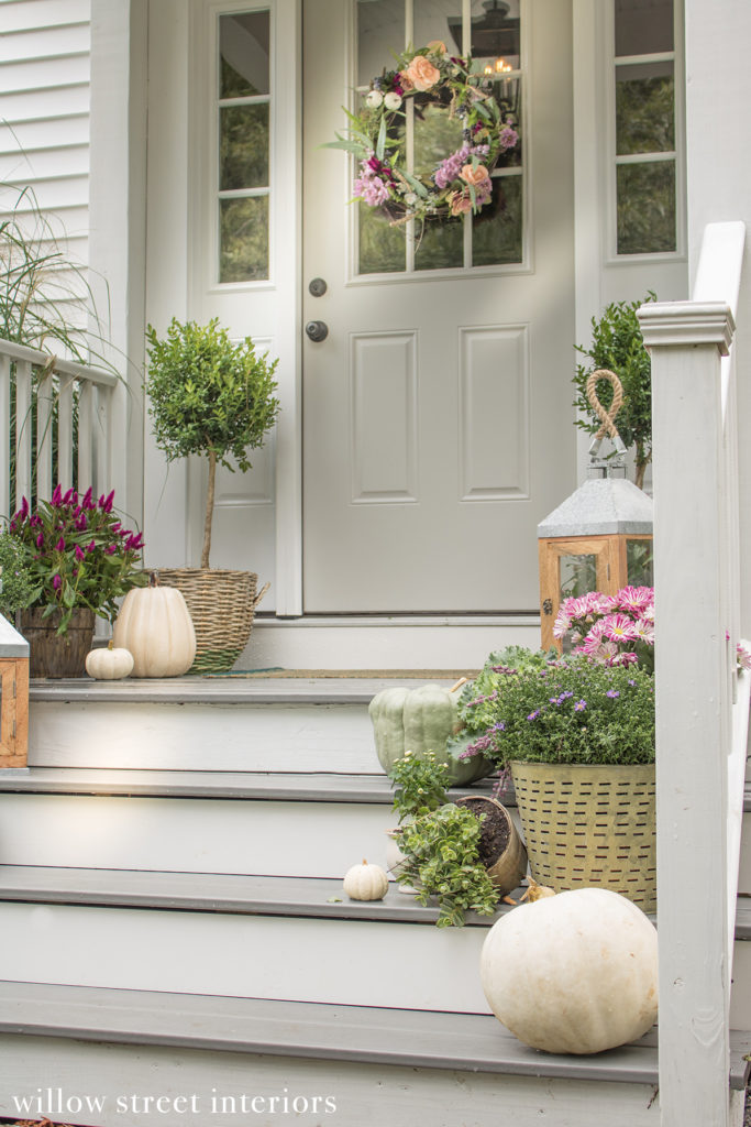 Fall Porch Decorating