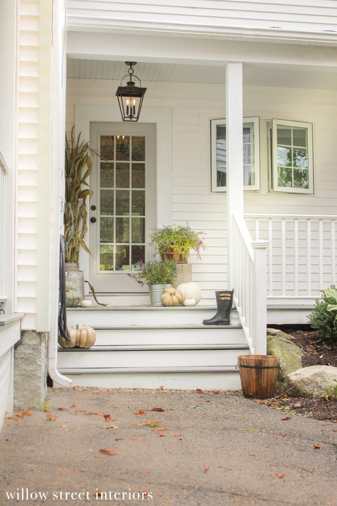 Fall Porch Decorating