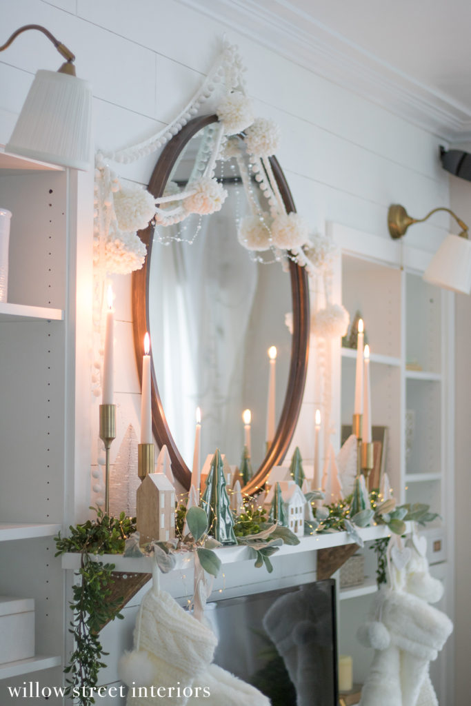 Christmas Mantel Decorating Idea